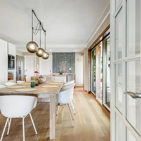 Executive With Pool Near Vakantiehuis *