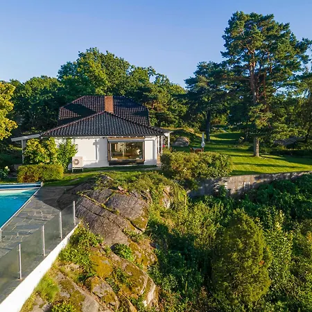 Executive With Pool Near Vakantiehuis Sandefjord