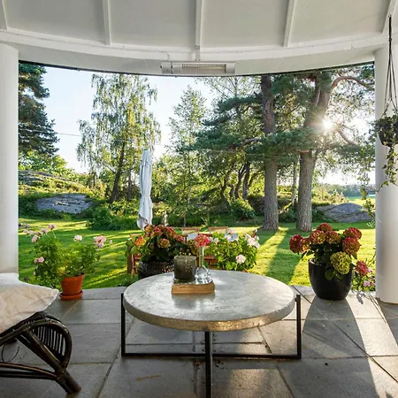 Vakantiehuis Executive With Pool Near *